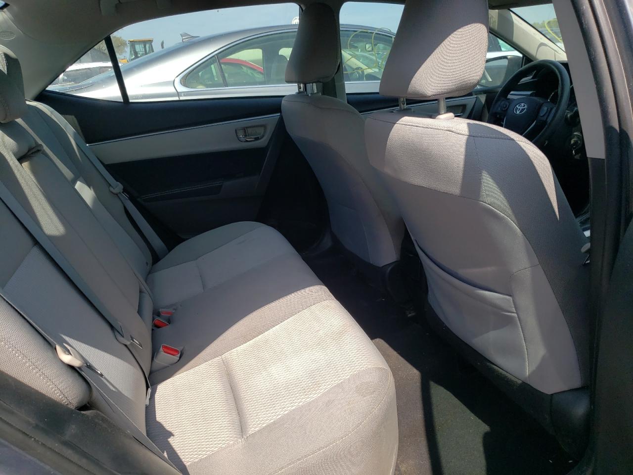 Photo 6 from auction – 2015 TOYOTA COROLLA L with VIN 2T1BURHE8FC454772