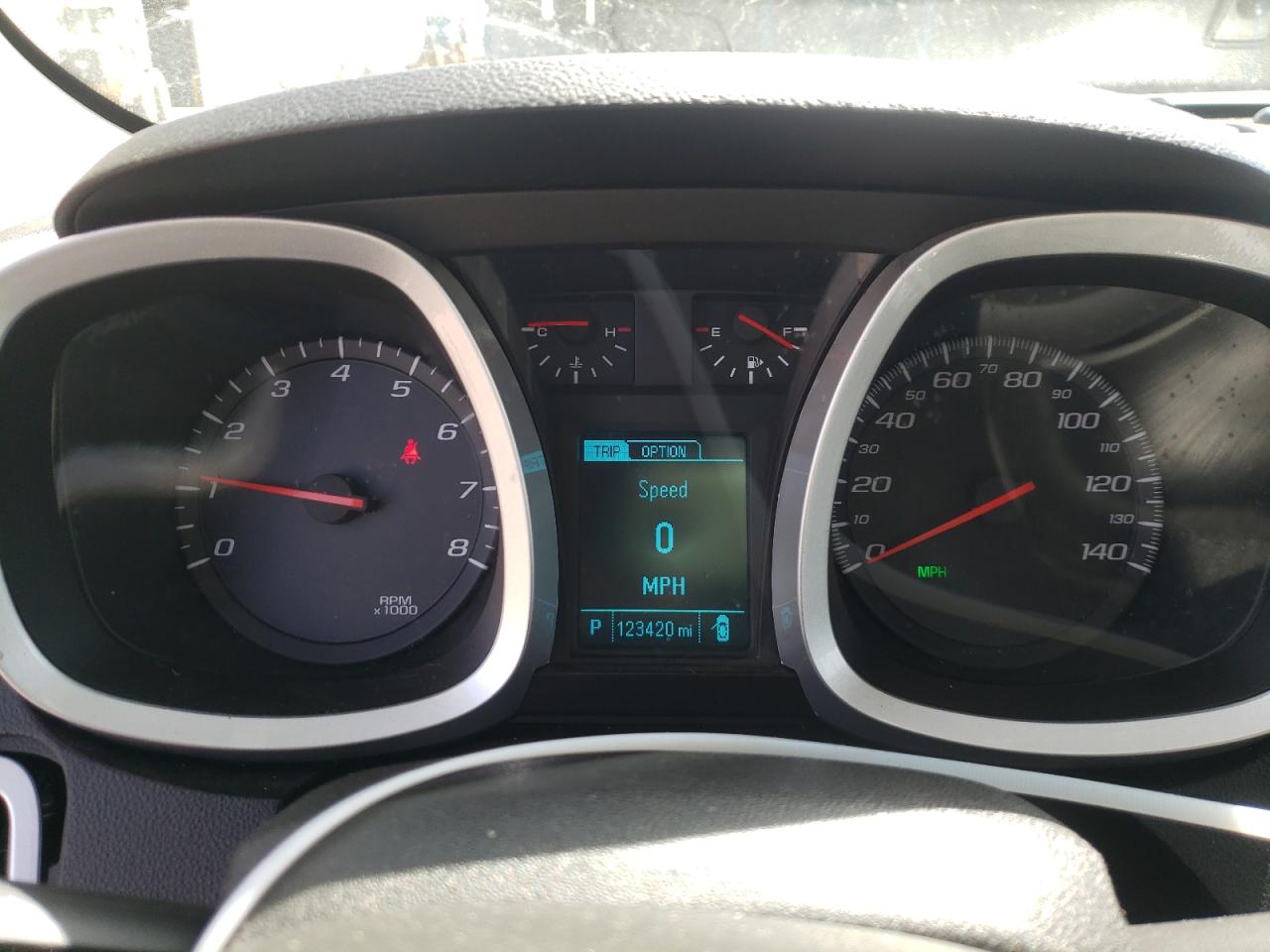 Photo 8 from auction – 2014 CHEVROLET EQUINOX LT with VIN 2GNFLHE35E6330841