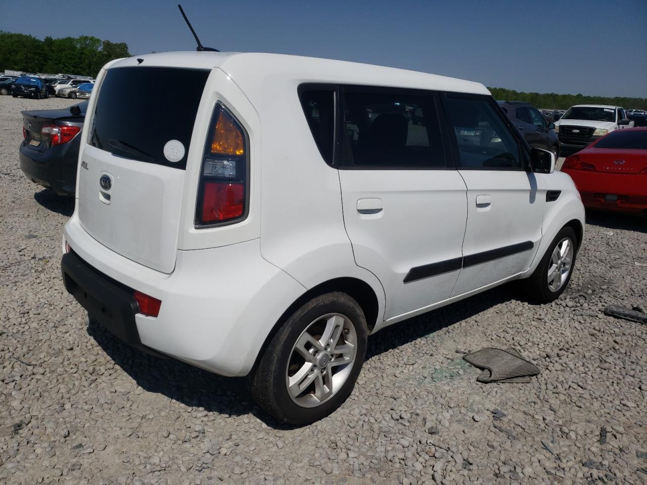 Photo 4 from auction – 2010 KIA SOUL + with VIN KNDJT2A29A7703936