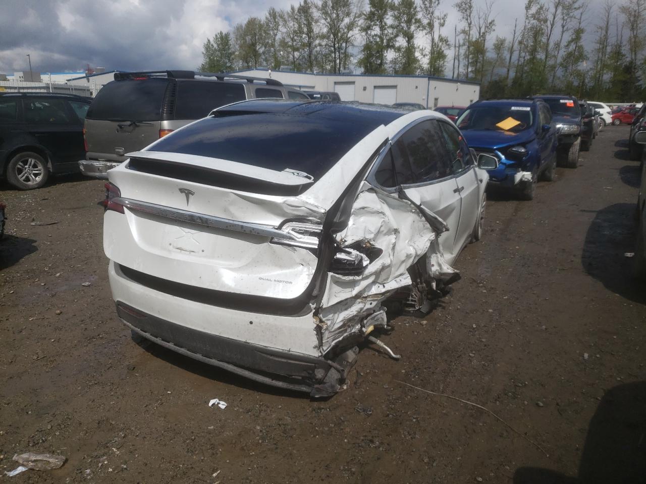 Photo 4 from auction – 2020 TESLA MODEL X with VIN 5YJXCBE23LF233890