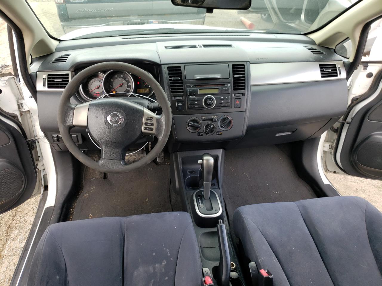 Photo 9 from auction – 2008 NISSAN VERSA S with VIN 3N1BC13E68L435295