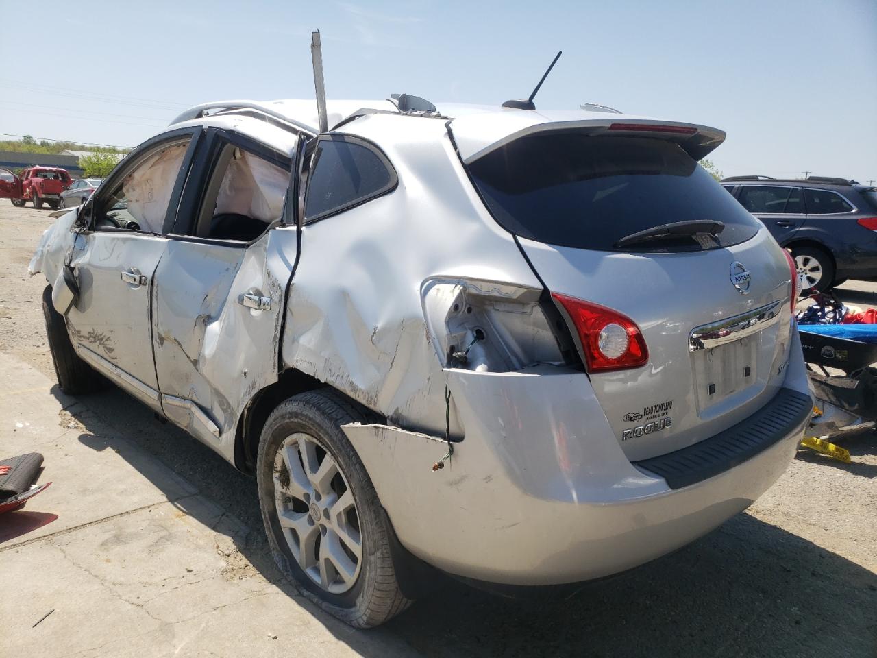 Photo 3 from auction – 2011 NISSAN ROGUE S with VIN JN8AS5MV3BW672494
