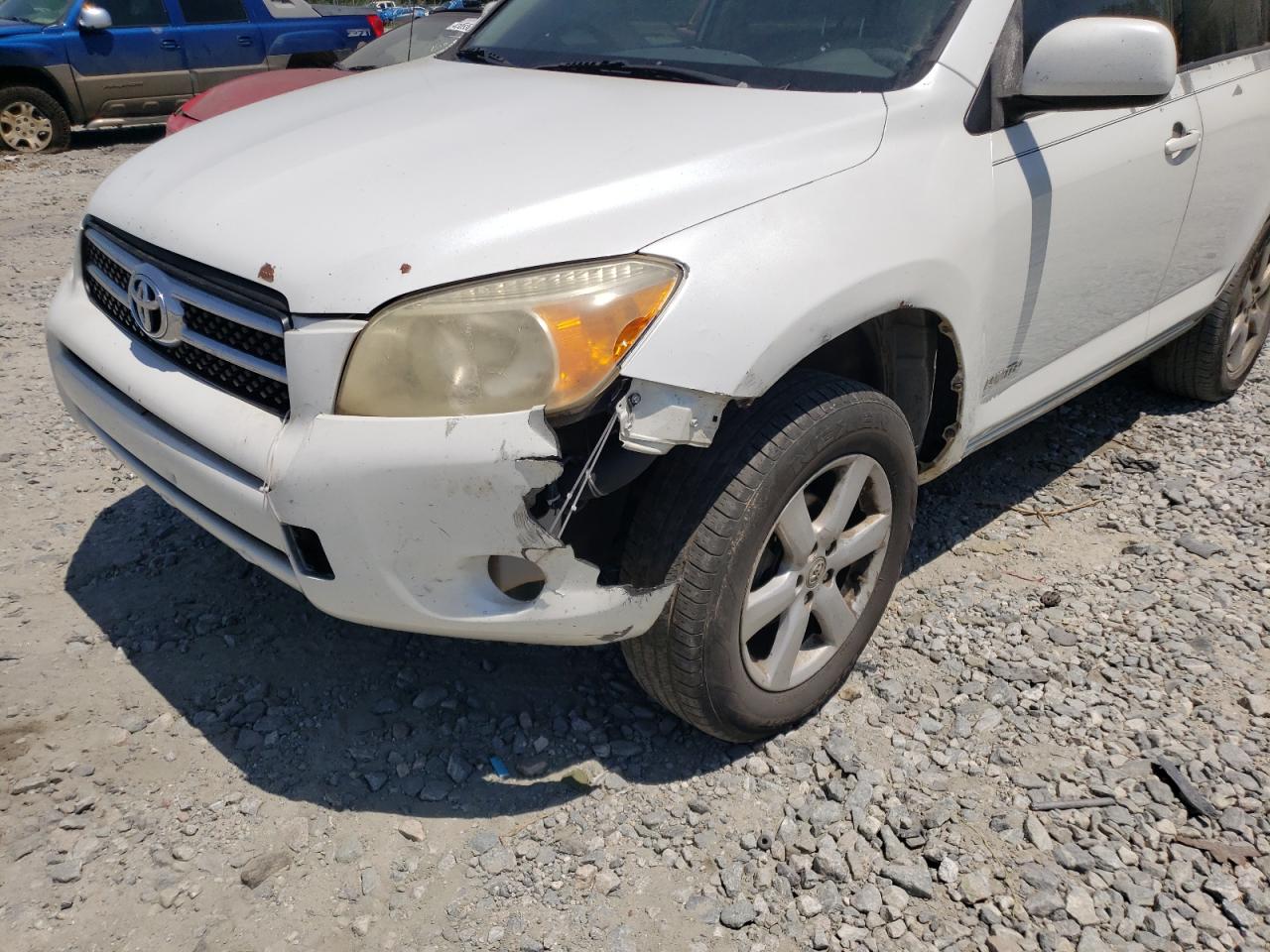 Photo 9 from auction – 2007 TOYOTA RAV4 LIMIT with VIN JTMZD31V375062318