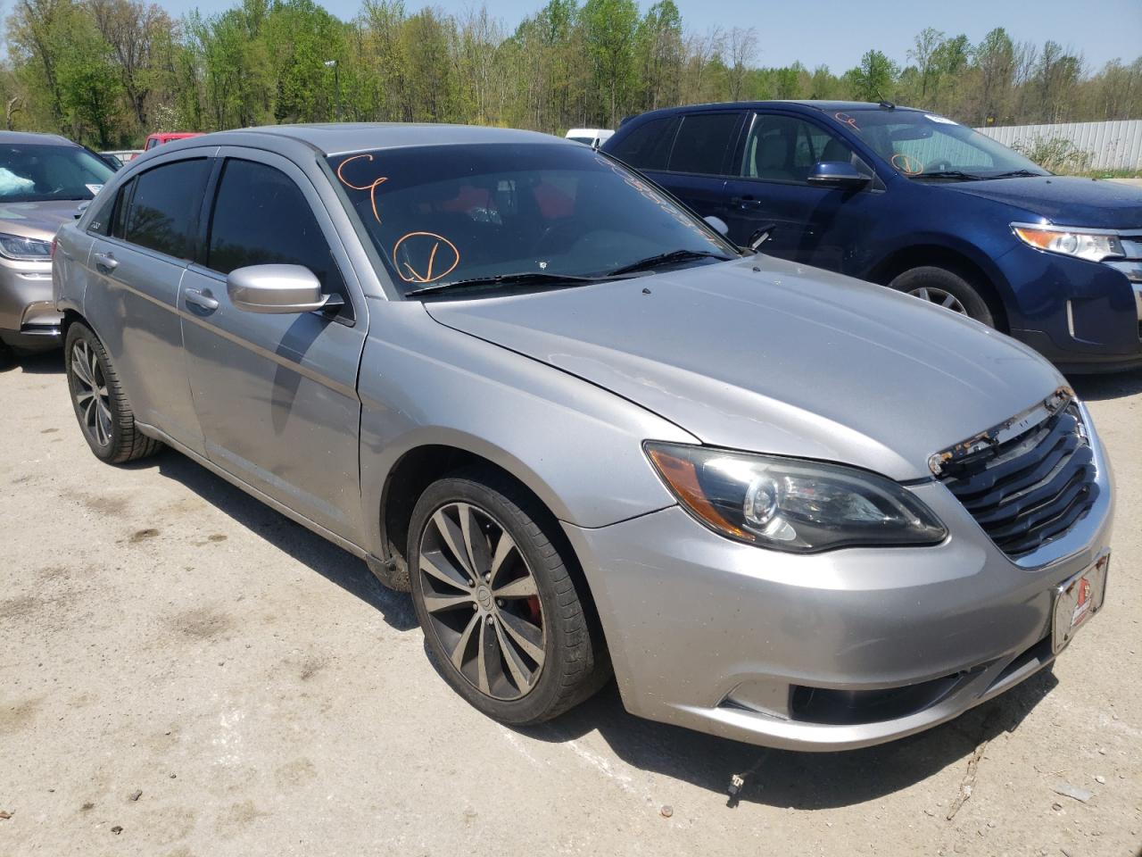 CHRYSLER 200 LIMITE 2014 with VIN 1C3CCBCG2EN187023 - Photo from auction