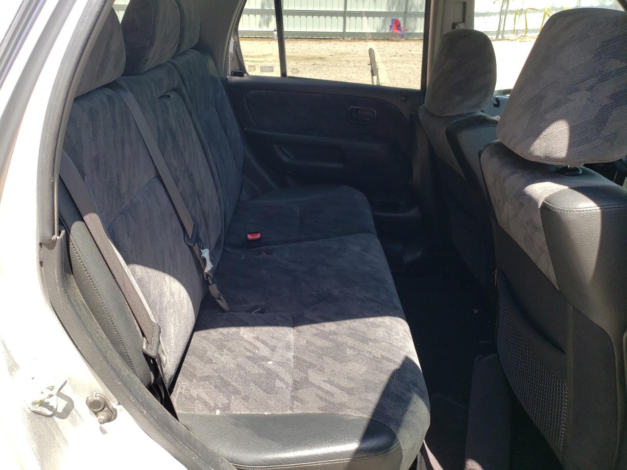 Photo 6 from auction – 2003 HONDA CR-V EX with VIN SHSRD77803U147417