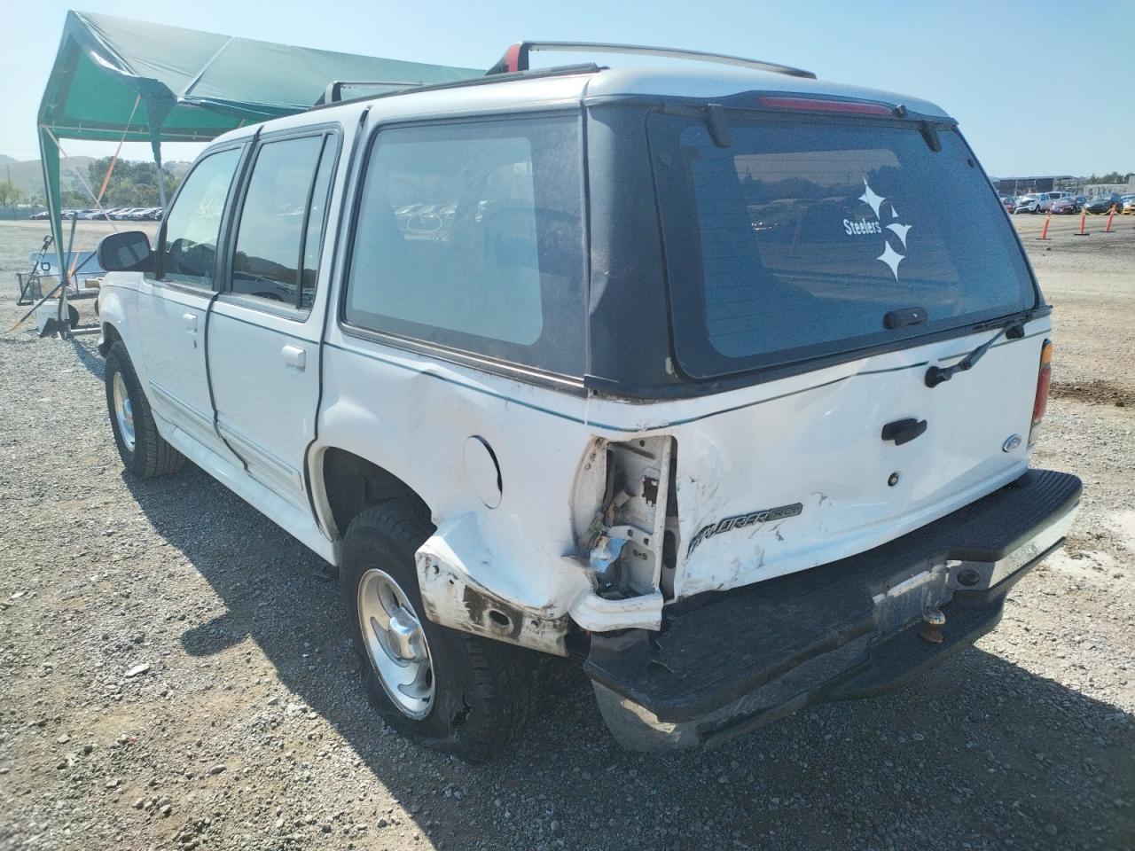 Photo 3 from auction – 1995 FORD EXPLORER with VIN 1FMDU32X2SZB18966