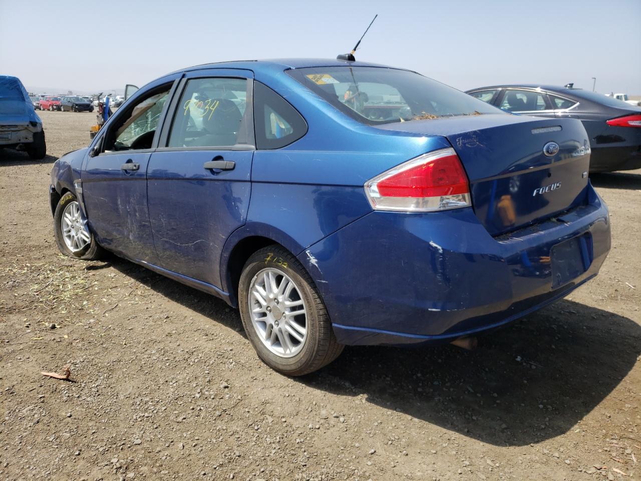 Photo 3 from auction – 2008 FORD FOCUS with VIN 1FAHP35N88W144737