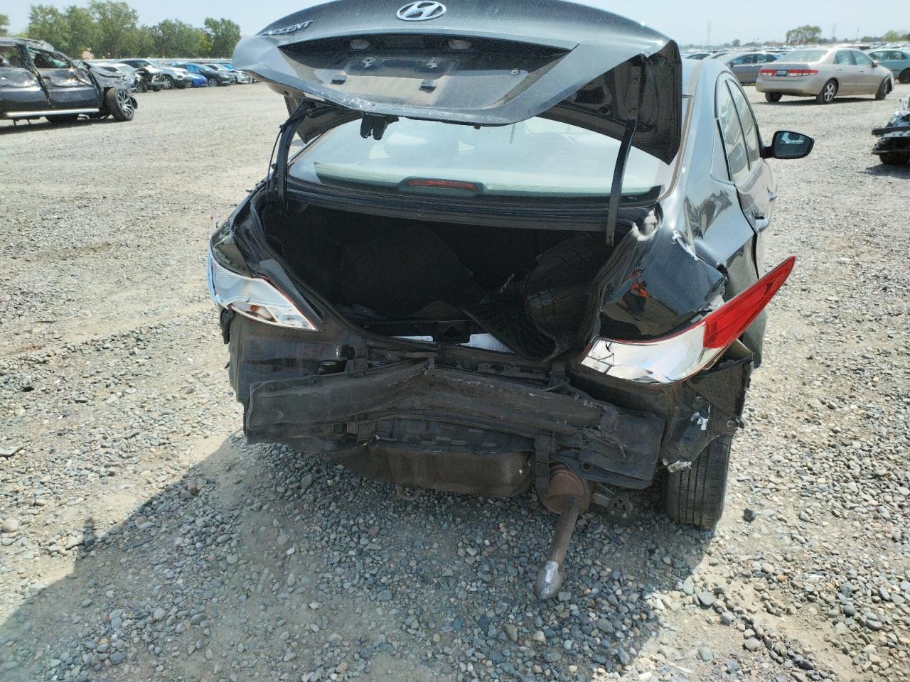 Photo 9 from auction – 2017 HYUNDAI ACCENT SE with VIN KMHCT4AE6HU275474