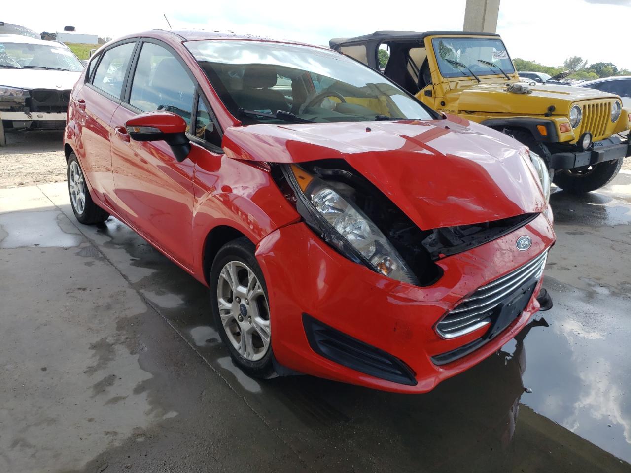 FORD FIESTA SE 2015 with VIN 3FADP4EJ1FM186987 - Photo from auction