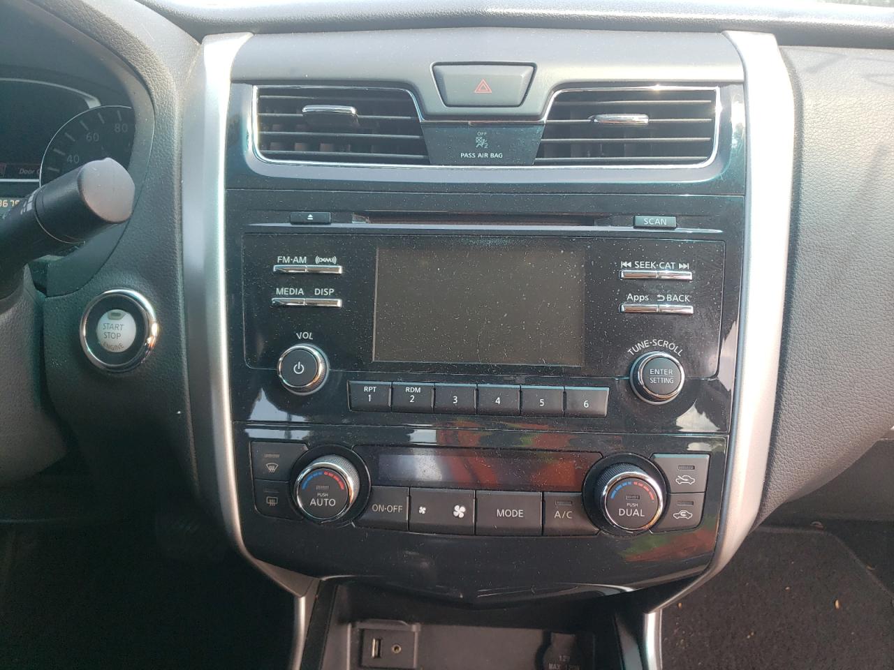 Photo 9 from auction – 2015 NISSAN ALTIMA 2.5 with VIN 1N4AL3AP7FC496470