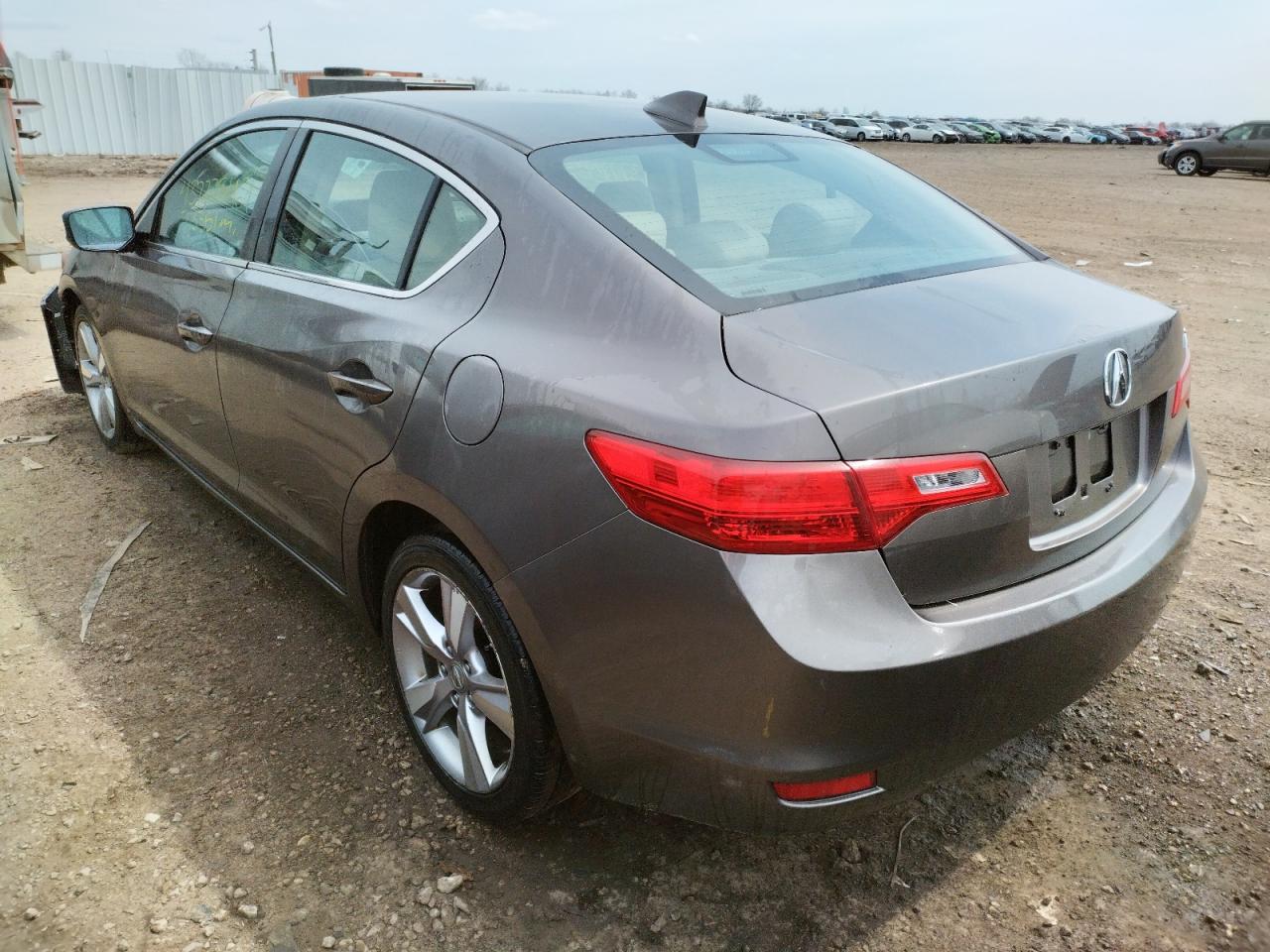 Photo 3 from auction – 2013 ACURA ILX 20 PRE with VIN 19VDE1F52DE009106