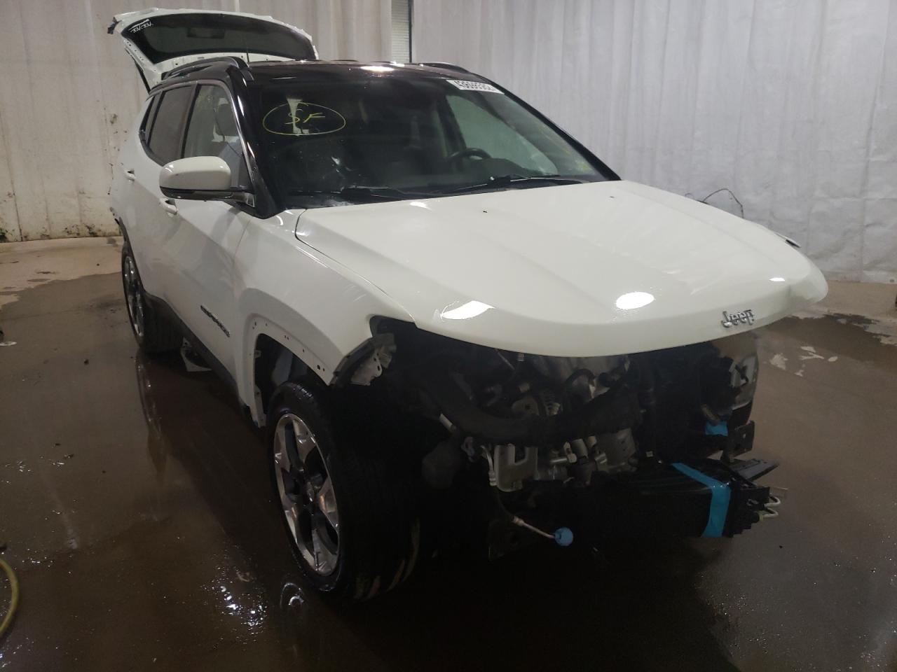 JEEP COMPASS LI 2019 with VIN 3C4NJDCB4KT747386 - Photo from auction