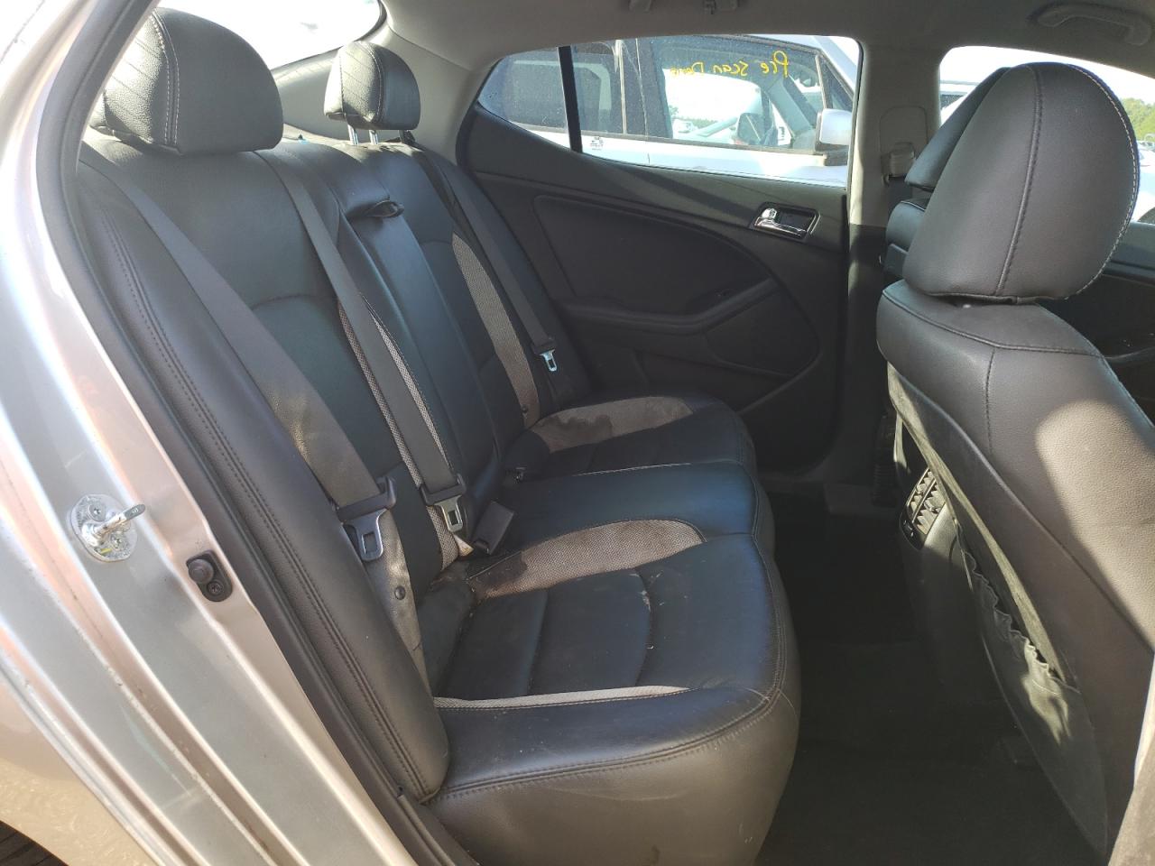Photo 6 from auction – 2012 KIA OPTIMA SX with VIN 5XXGR4A66CG065064