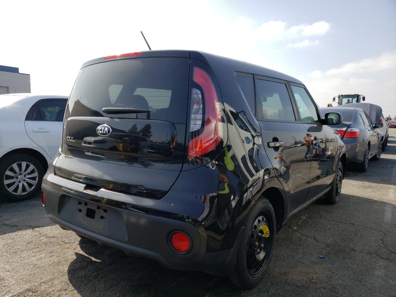Photo 4 from auction – 2018 KIA SOUL with VIN KNDJN2A20J7903517