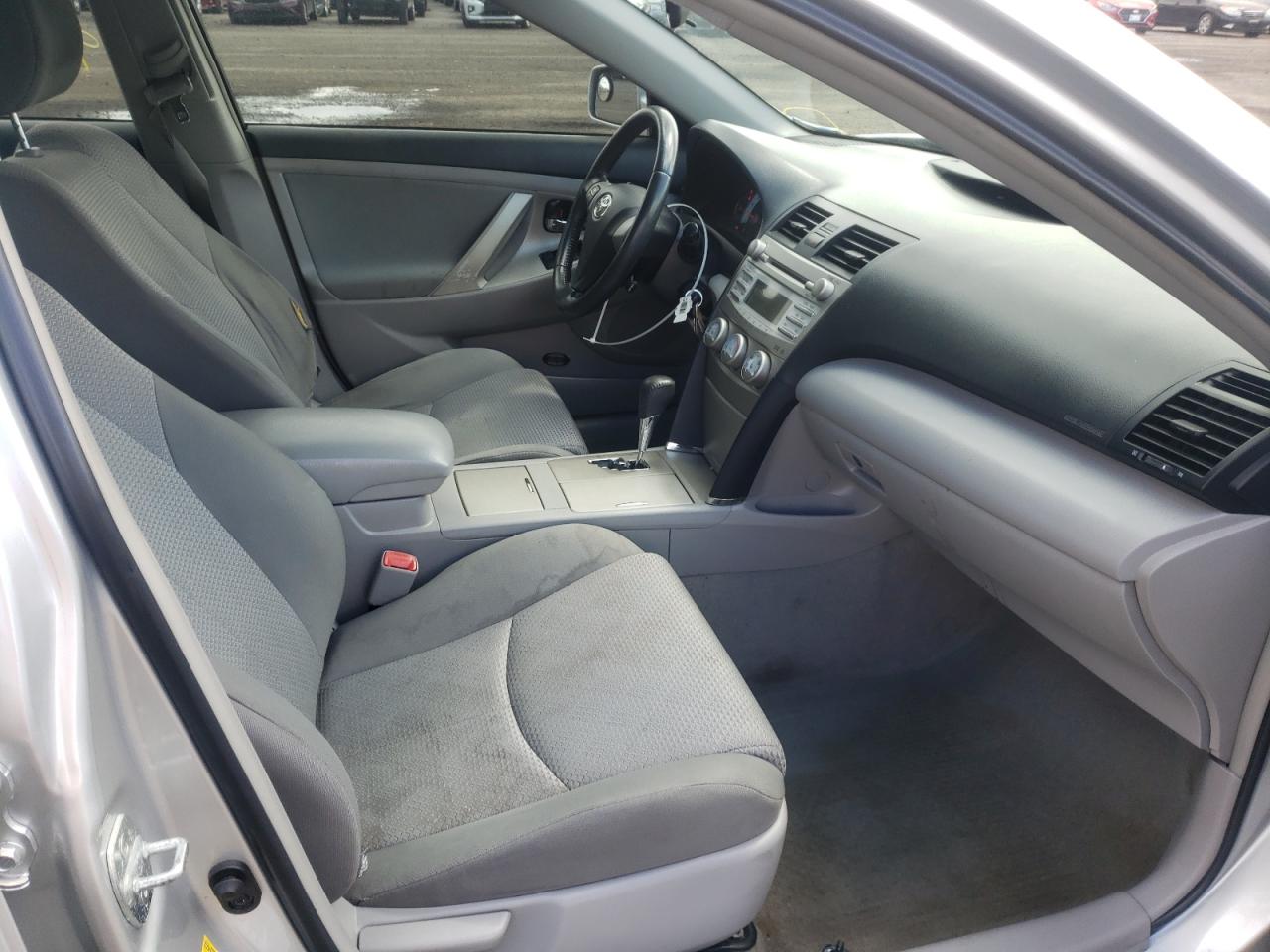 Foto 5 de la subasta – 2011 TOYOTA CAMRY BASE con VIN 4T1BF3EK7BU763918