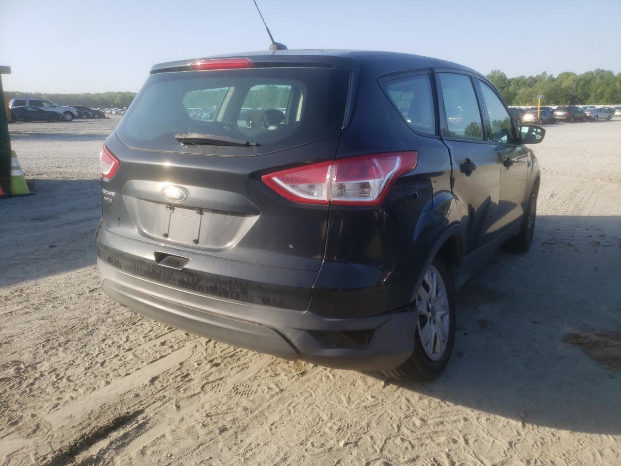 Photo 4 from auction – 2013 FORD ESCAPE S with VIN 1FMCU0F75DUB49956