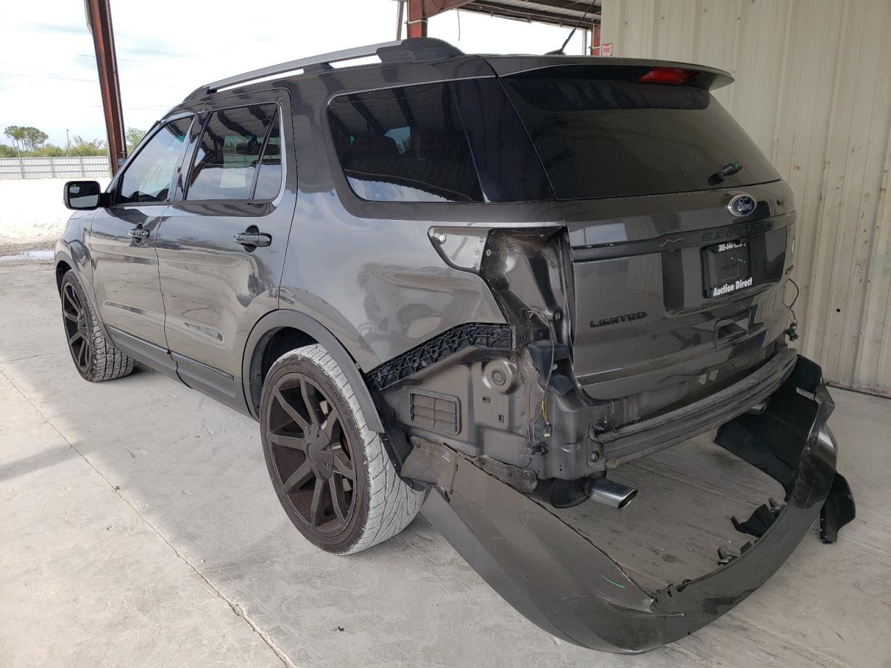 Photo 16 from auction – 2015 FORD EXPLORER L with VIN 1FM5K7F83FGB81712