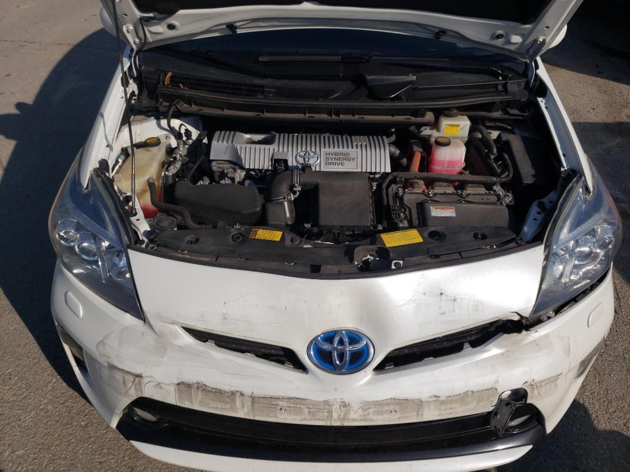 Photo 16 from auction – 2014 TOYOTA PRIUS with VIN JTDKN3DU0E1750346
