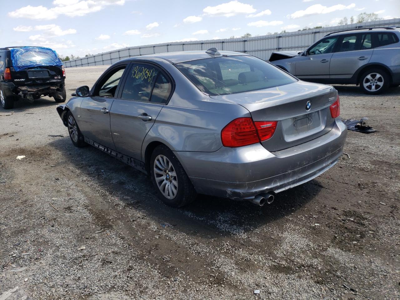 Photo 3 from auction – 2009 BMW 328 I with VIN WBAPH73589A173065