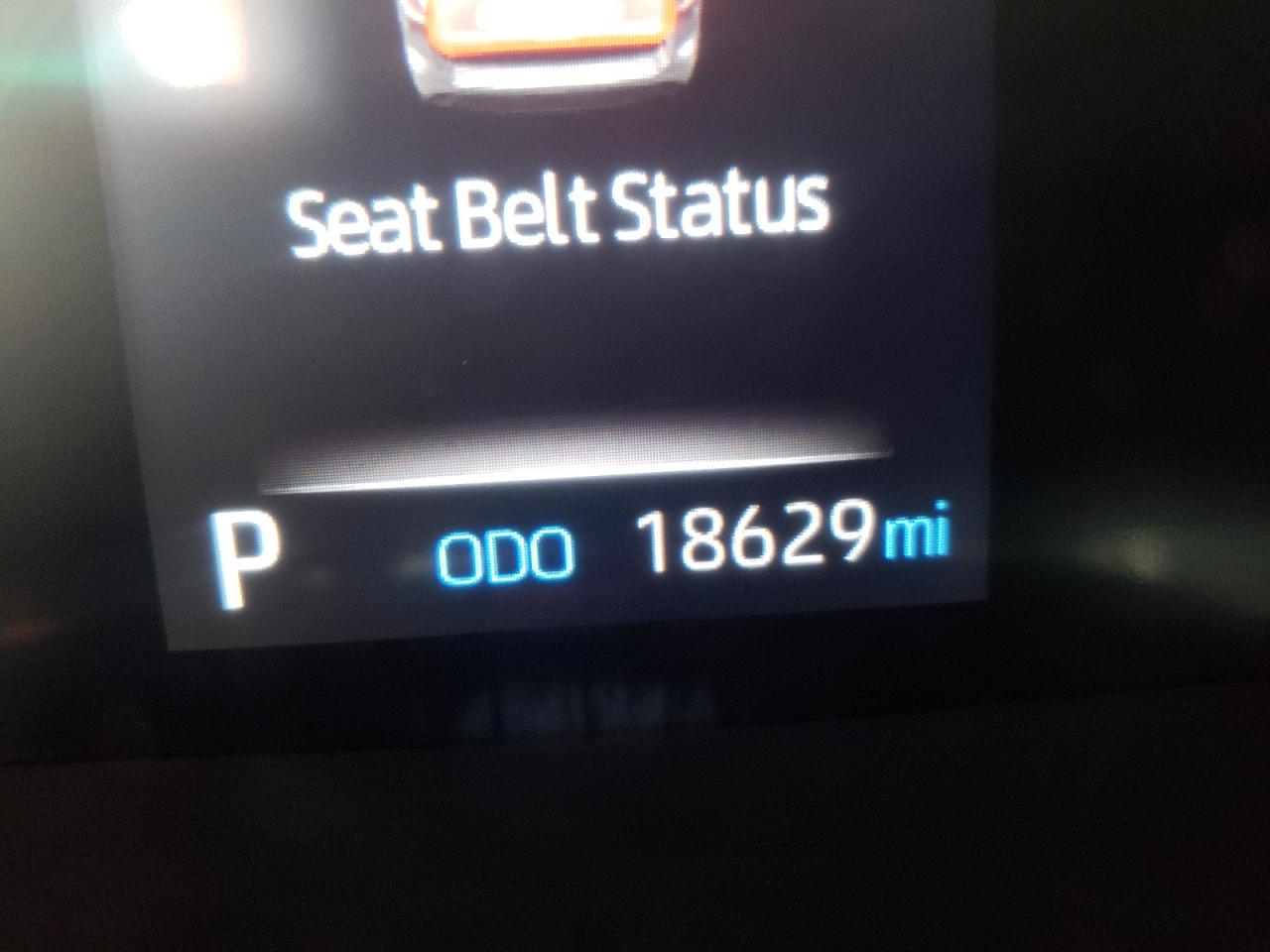 Photo 8 from auction – 2021 TOYOTA HIGHLANDER with VIN 5TDZZRAH0MS529800