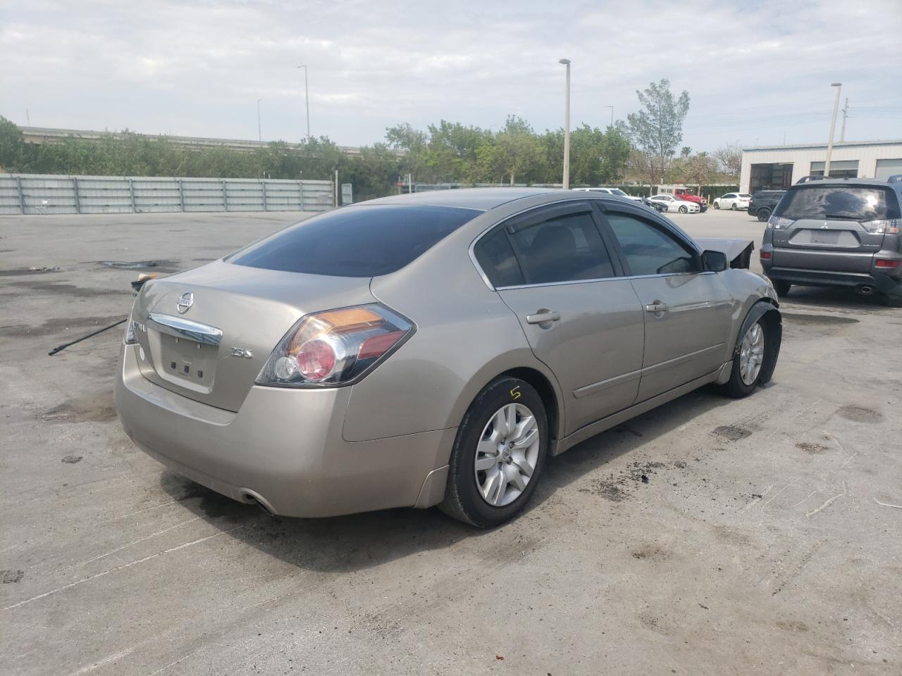 Photo 4 from auction – 2012 NISSAN ALTIMA BAS with VIN 1N4AL2AP6CC244182