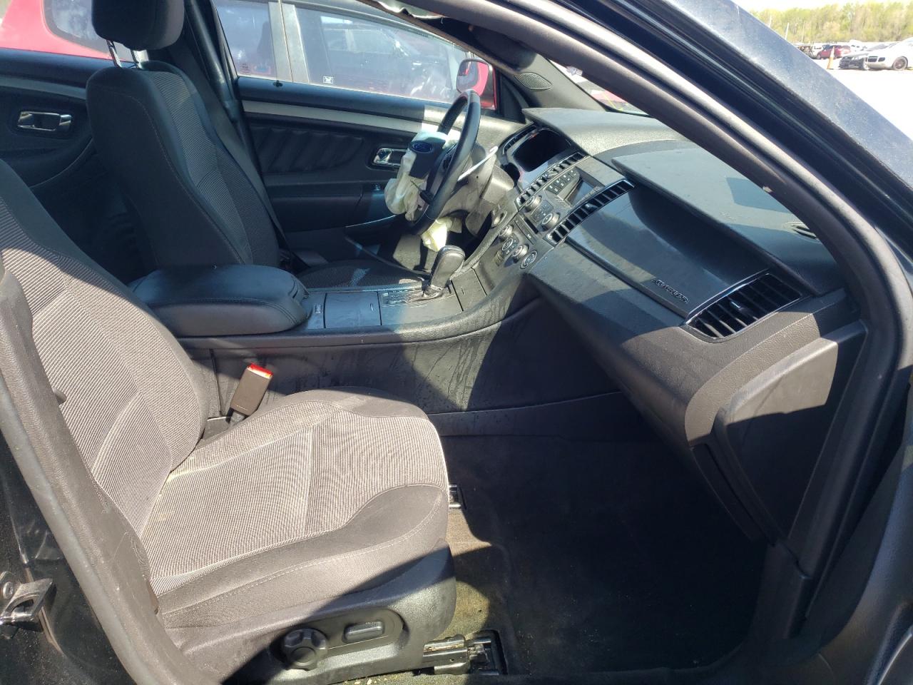 Photo 5 from auction – 2014 FORD TAURUS SEL with VIN 1FAHP2E80EG119549