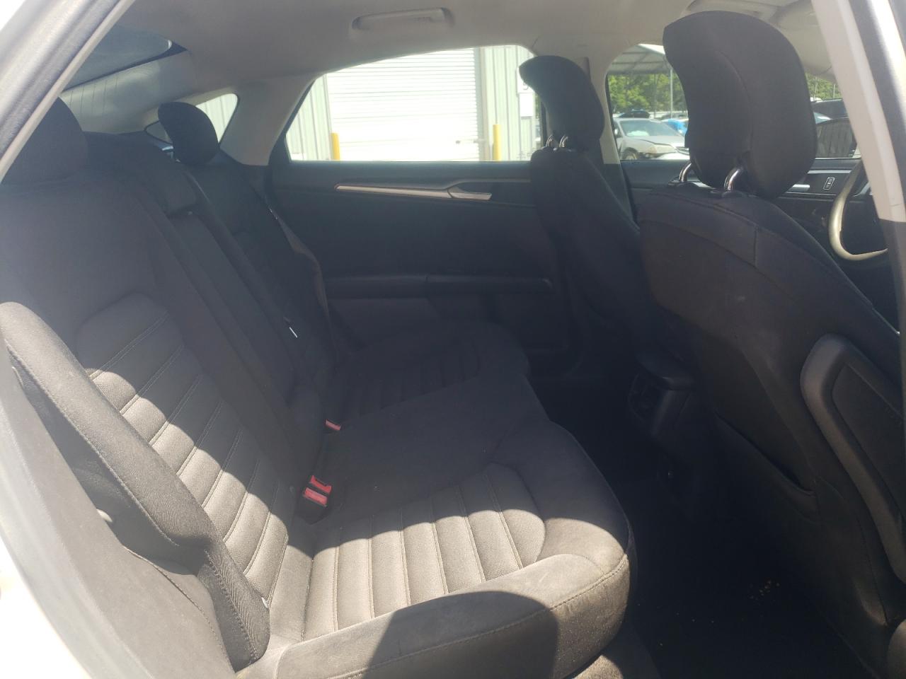Photo 6 from auction – 2014 FORD FUSION SE with VIN 3FA6P0H74ER272944