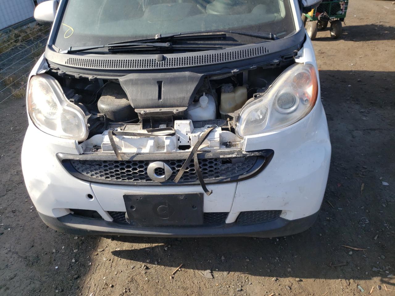 Photo 9 from auction – 2012 SMART FORTWO PUR with VIN WMEEJ3BA9CK563889
