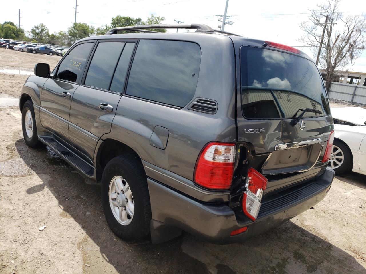 Photo 3 from auction – 1999 LEXUS LX 470 with VIN JT6HT00W2X0043044