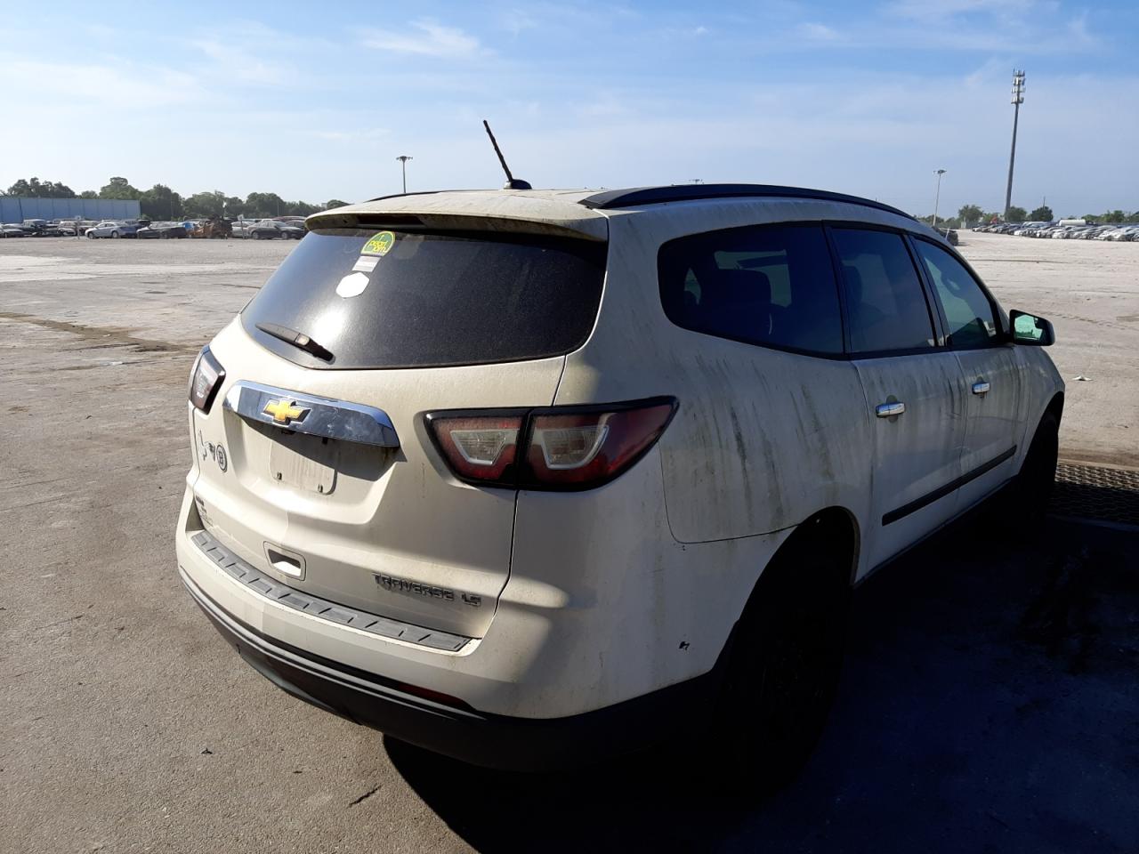 Photo 4 from auction – 2014 CHEVROLET TRAVERSE L with VIN 1GNKVFED4EJ229363