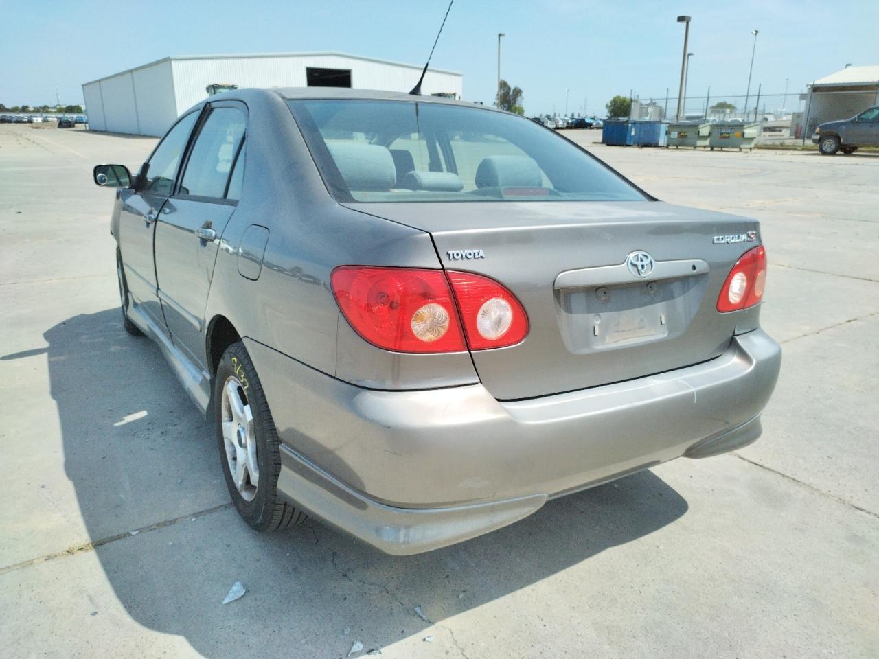 Photo 3 from auction – 2006 TOYOTA COROLLA CE with VIN 1NXBR32E06Z658763