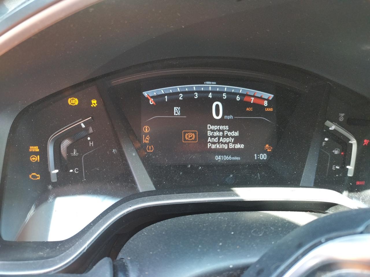 Photo 8 from auction – 2018 HONDA CR-V EX with VIN 7FARW2H56JE084933