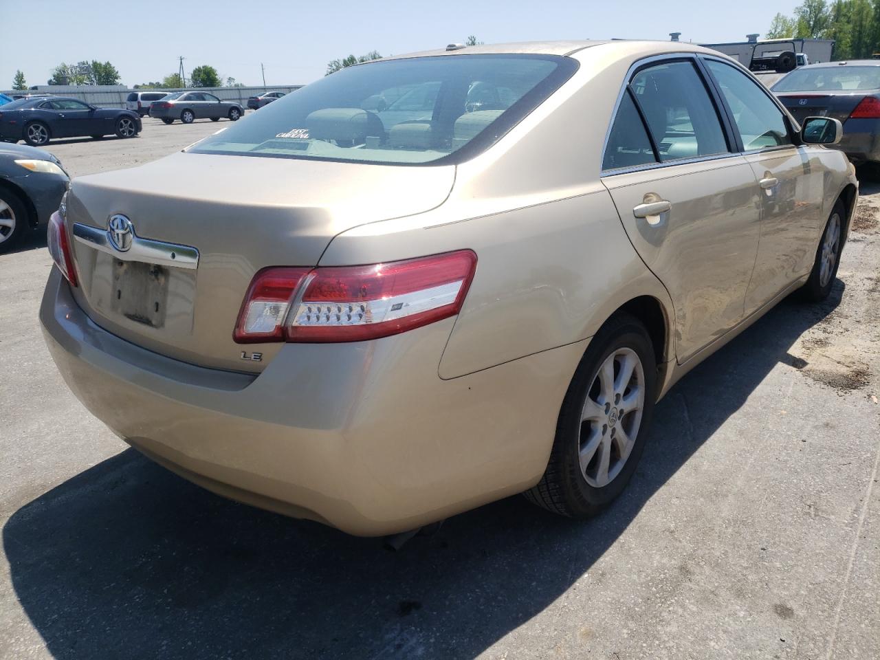 Foto 4 de la subasta – 2011 TOYOTA CAMRY BASE con VIN 4T1BF3EK8BU206306