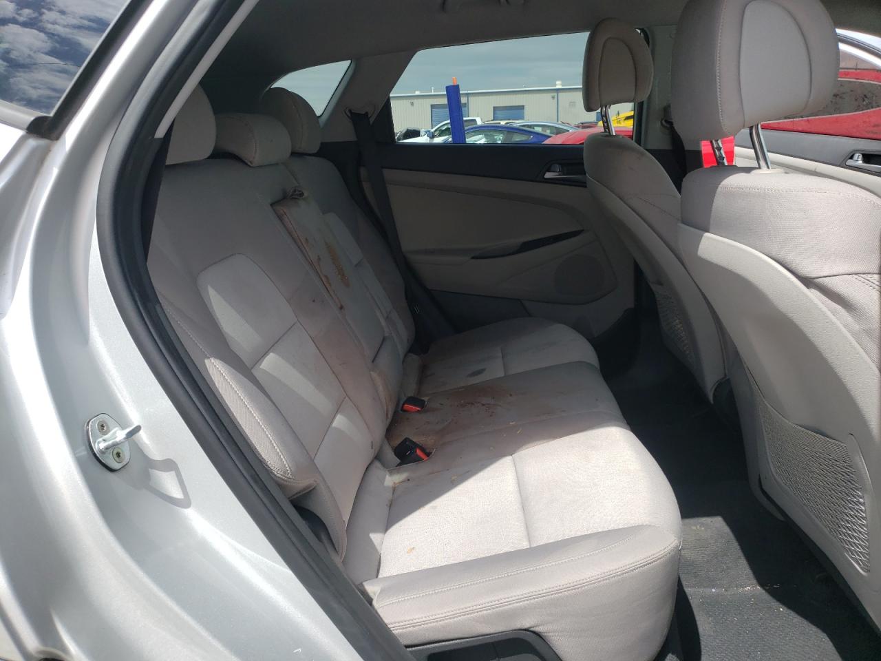 Photo 6 from auction – 2016 HYUNDAI TUCSON SE with VIN KM8J23A44GU162956