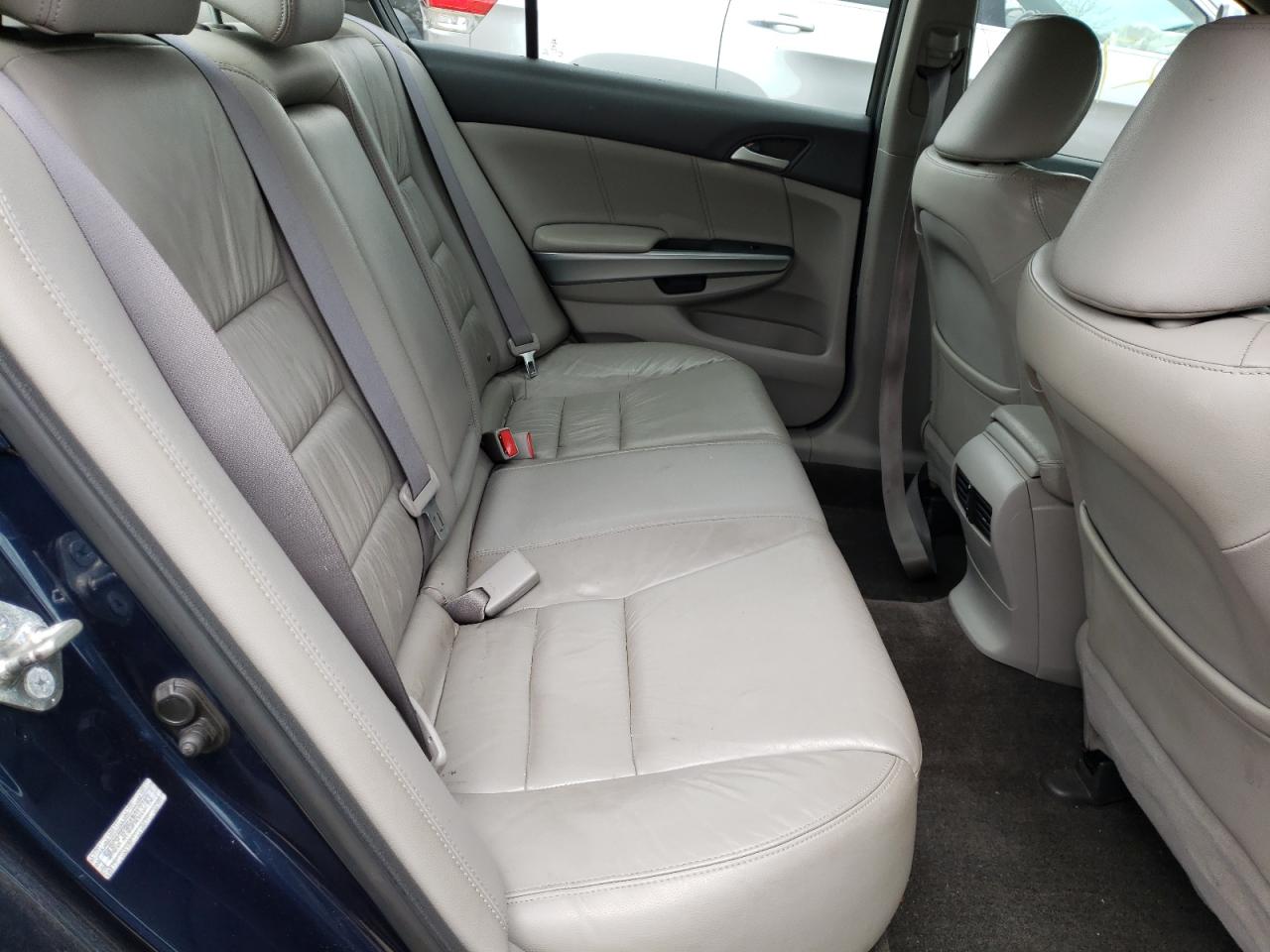 Photo 6 from auction – 2010 HONDA ACCORD EXL with VIN 5KBCP3F85AB013743