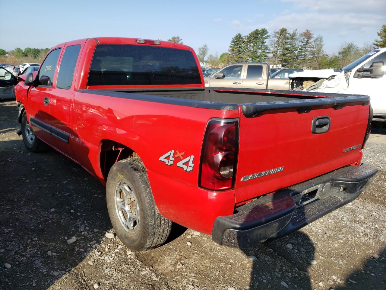 Photo 3 from auction – 2004 CHEVROLET SILVERADO with VIN 2GCEK19T041232112