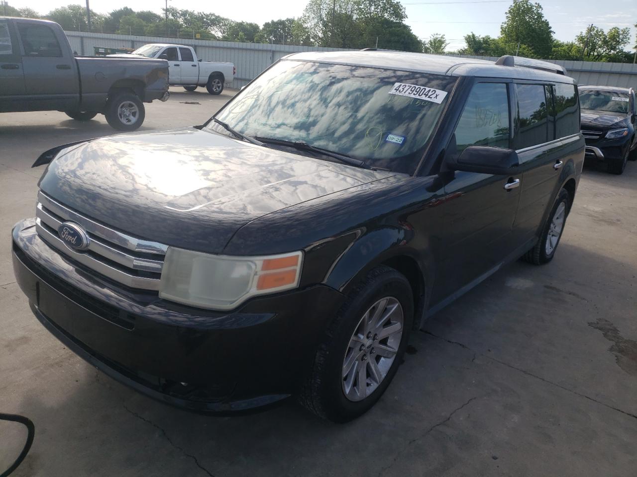 Photo 2 from auction – 2011 FORD FLEX SEL with VIN 2FMGK5CC4BBD27154