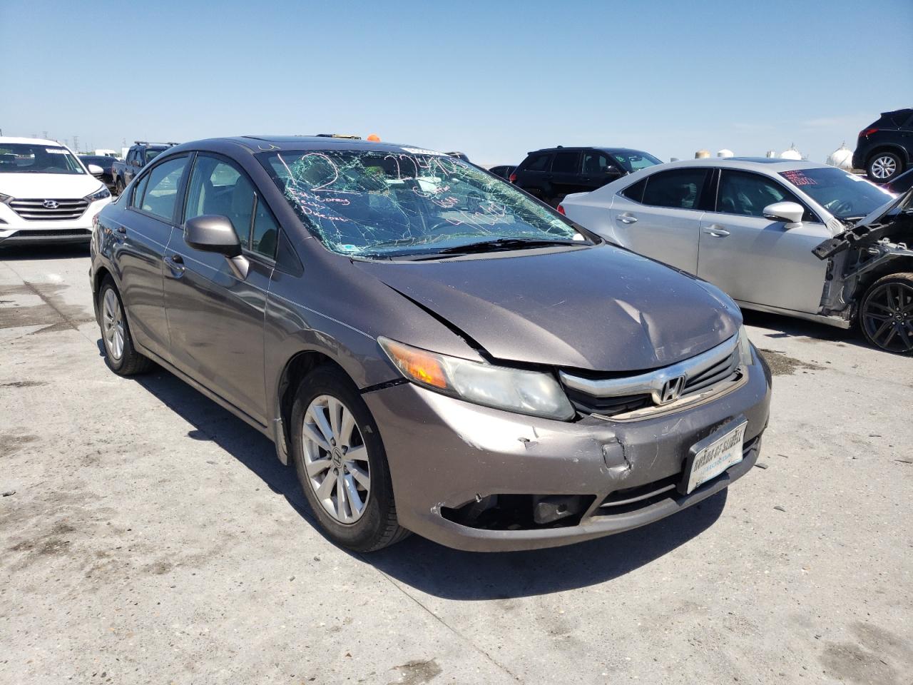 HONDA CIVIC EX 2012 مع رقم تعريف المركبة 19XFB2F84CE056158 - صورة من المزاد