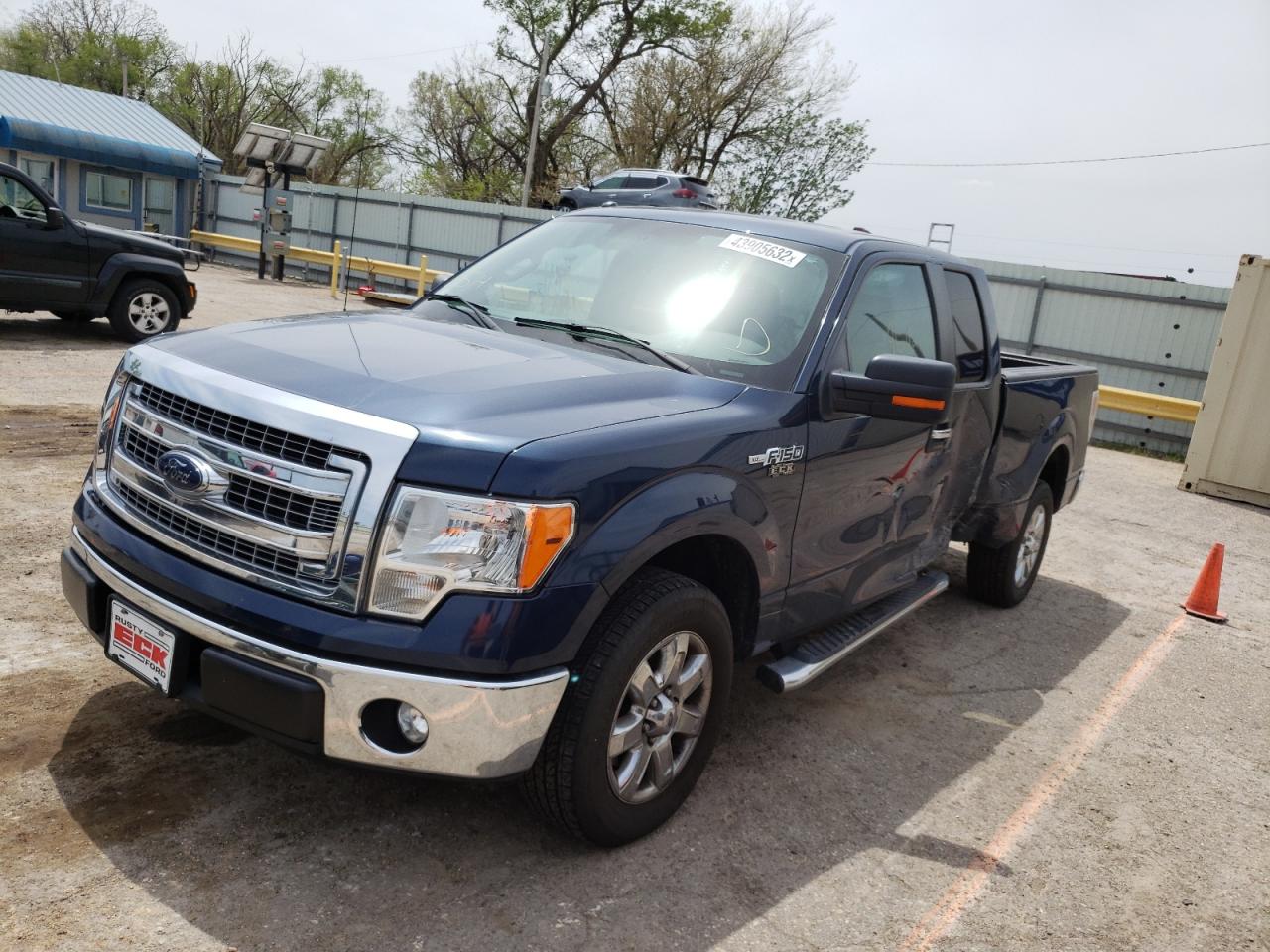 Zdjęcie 2 z aukcji – 2013 FORD F150 SUPER z VIN 1FTEX1CM3DKF85141