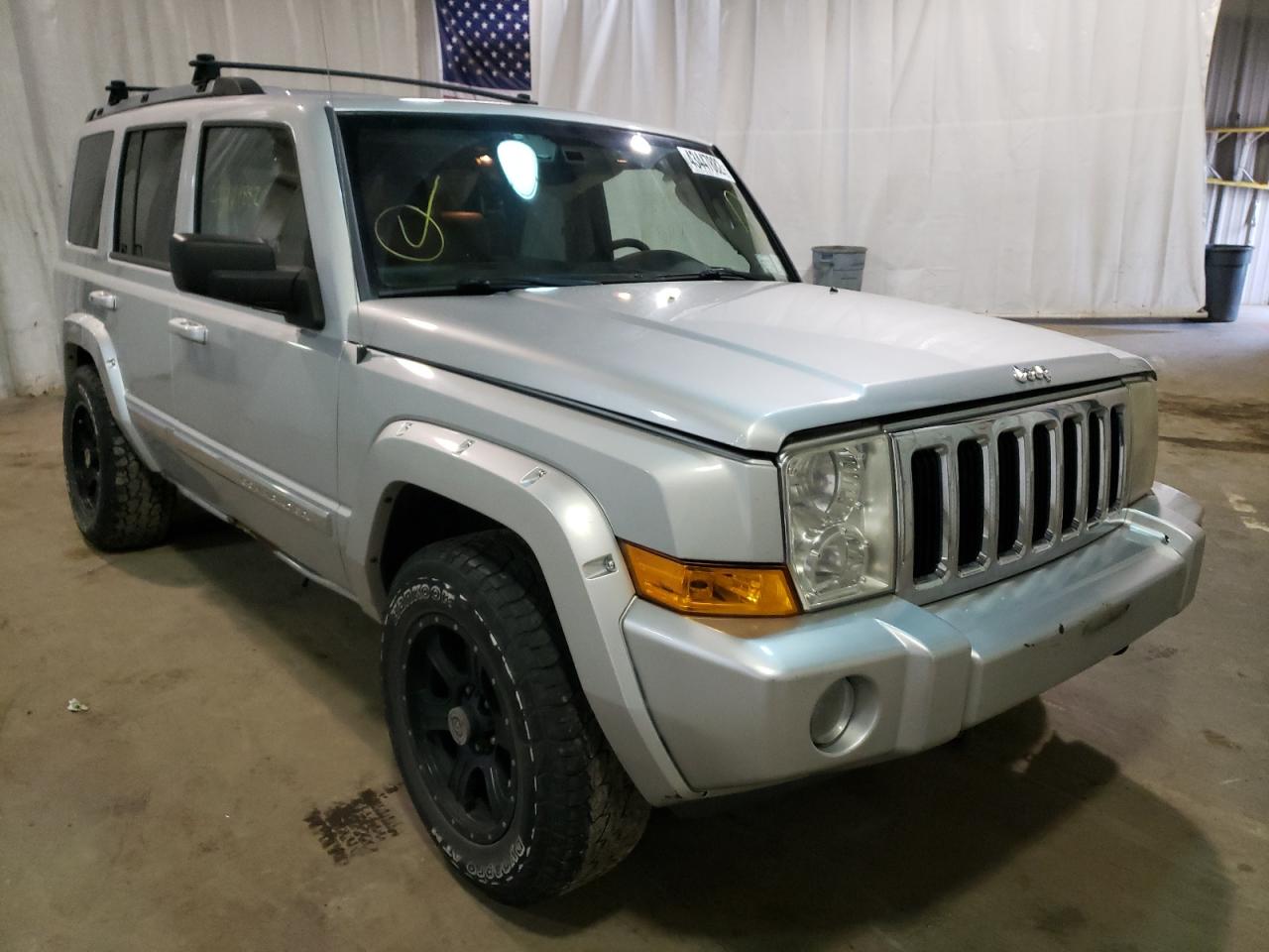 JEEP COMMANDER 2006 z numerem VIN 1J8HG58276C275897 - Zdjęcie z aukcji