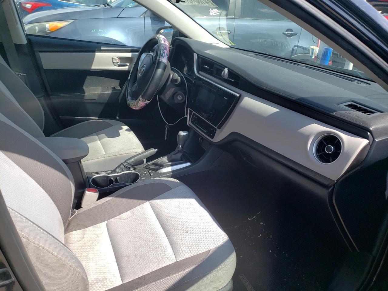 Photo 5 from auction – 2017 TOYOTA COROLLA L with VIN 2T1BURHE2HC827453