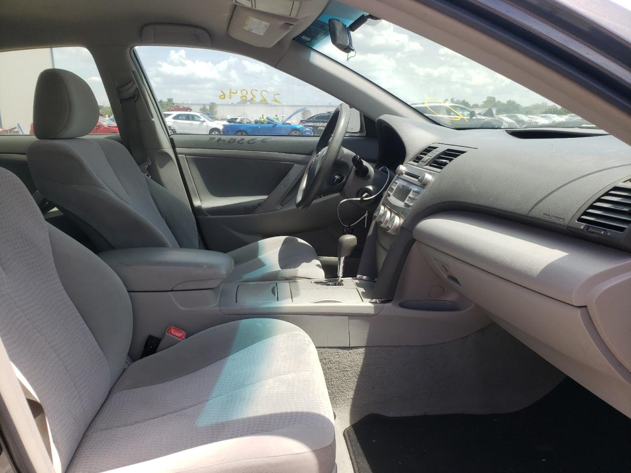 Photo 5 from auction – 2011 TOYOTA CAMRY BASE with VIN 4T4BF3EK2BR212656