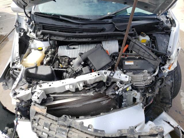 Photo 7 from auction – 2013 TOYOTA PRIUS with VIN JTDKN3DU2D5675334
