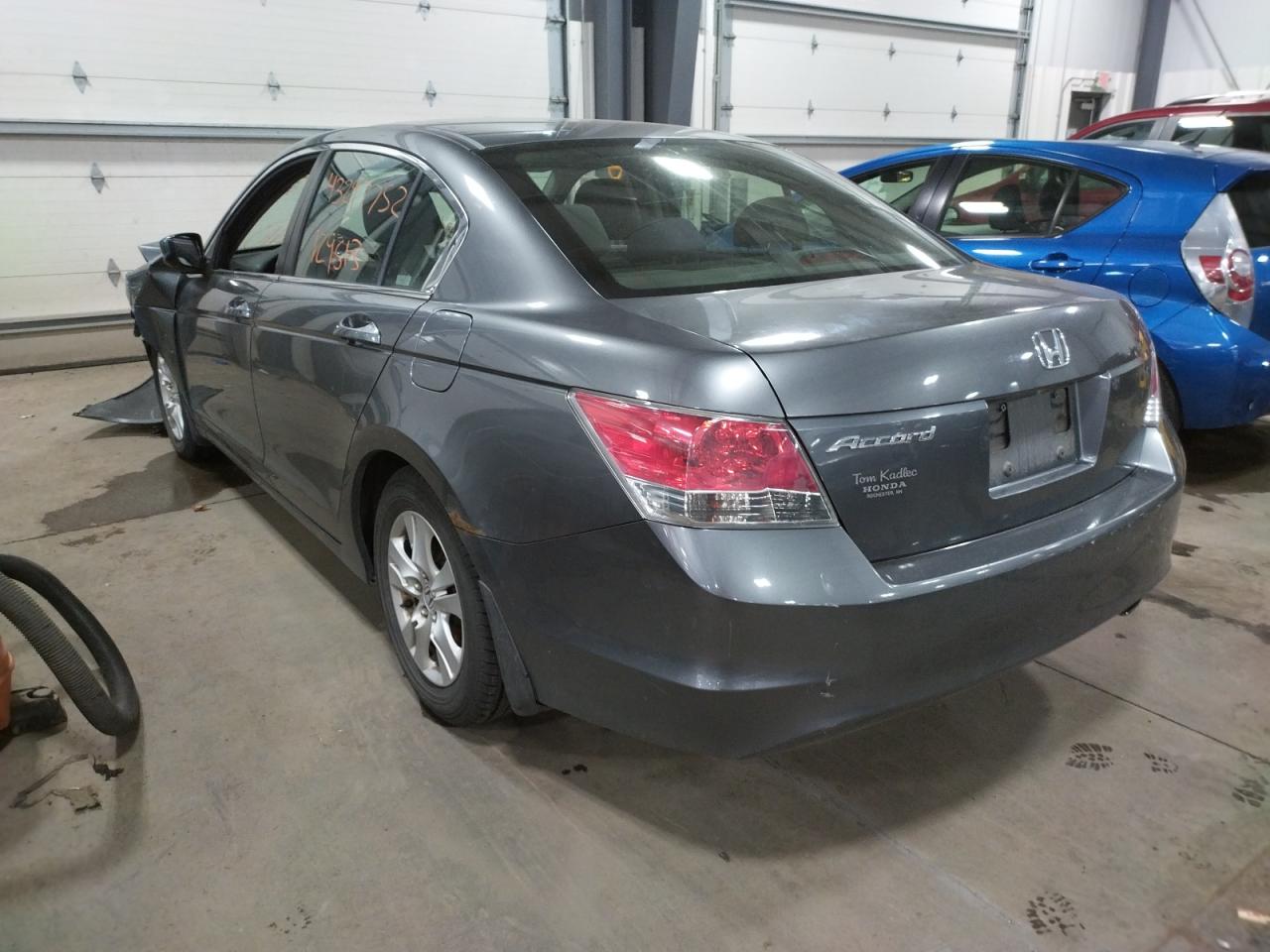 Photo 3 from auction – 2008 HONDA ACCORD LXP with VIN JHMCP26418C079928