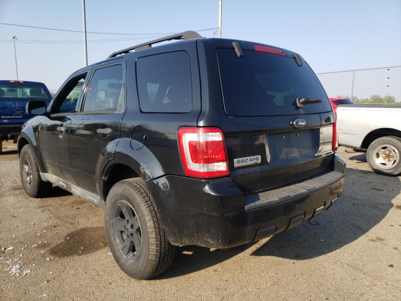 Photo 3 from auction – 2009 FORD ESCAPE XLT with VIN 1FMCU03799KC99267