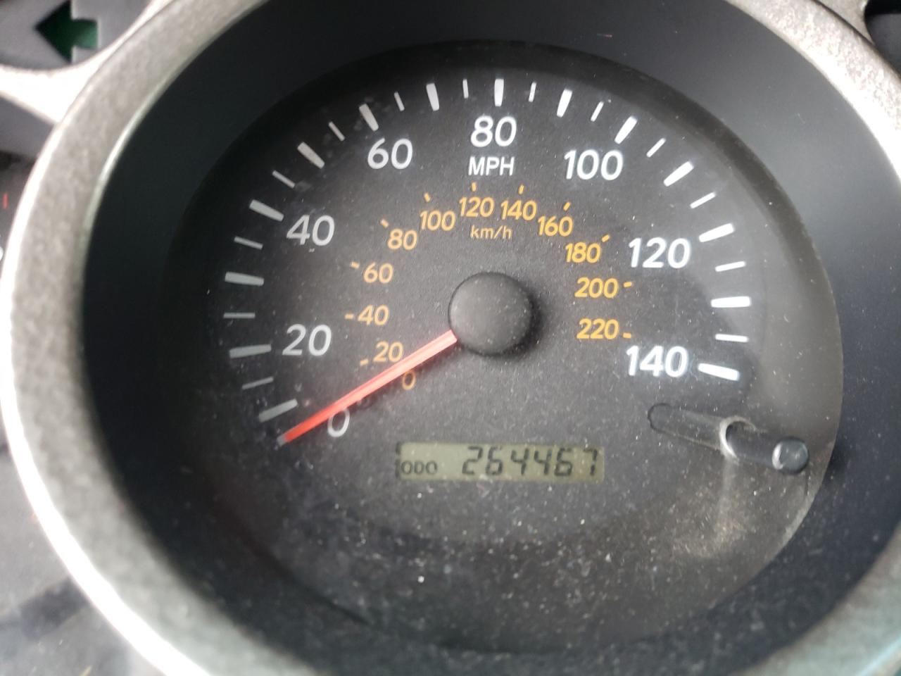 Photo 8 from auction – 2002 TOYOTA HIGHLANDER with VIN JTEGD21A020037540