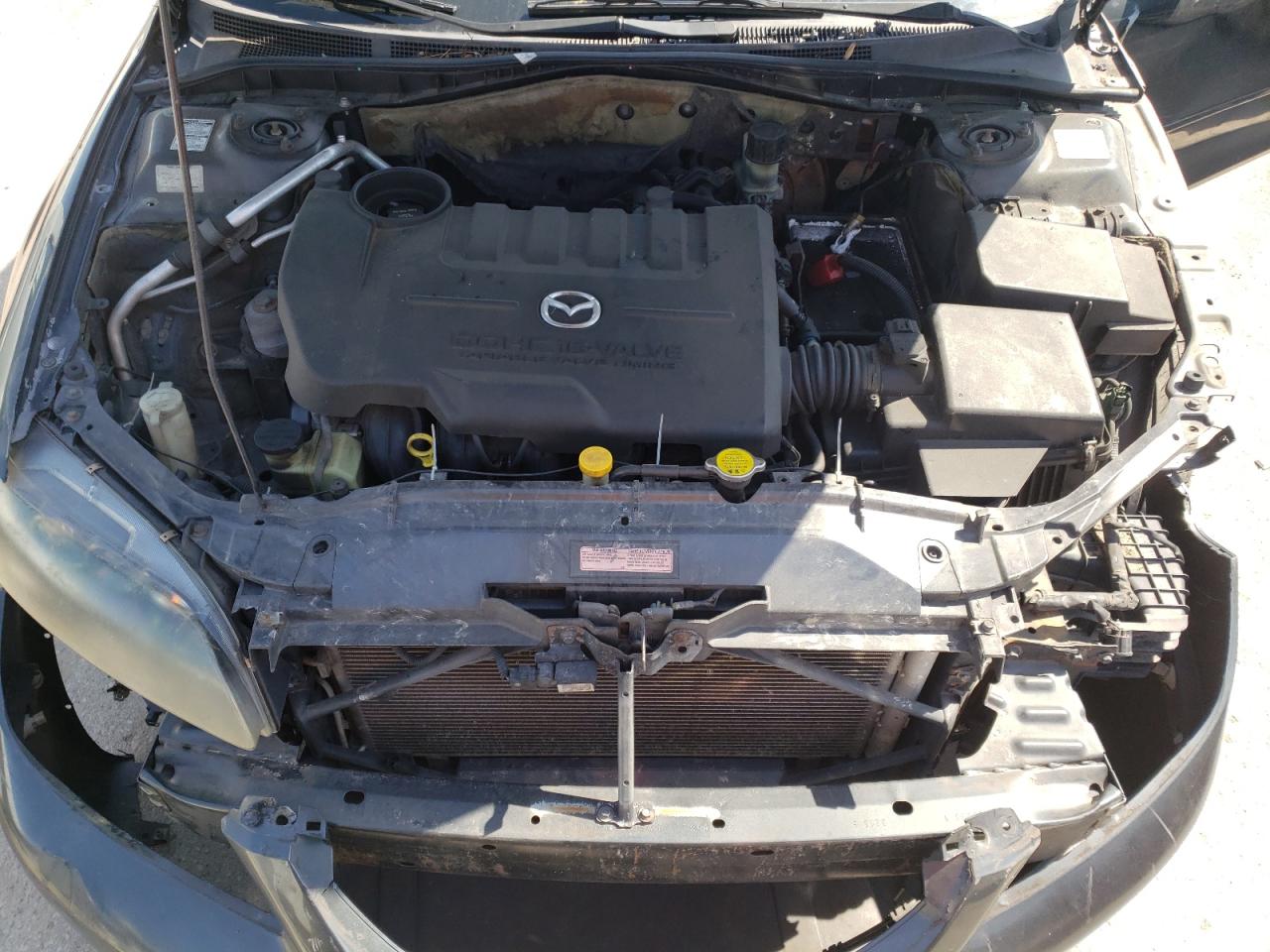 Photo 7 from auction – 2004 MAZDA 6 I with VIN 1YVFP80CX45N38058