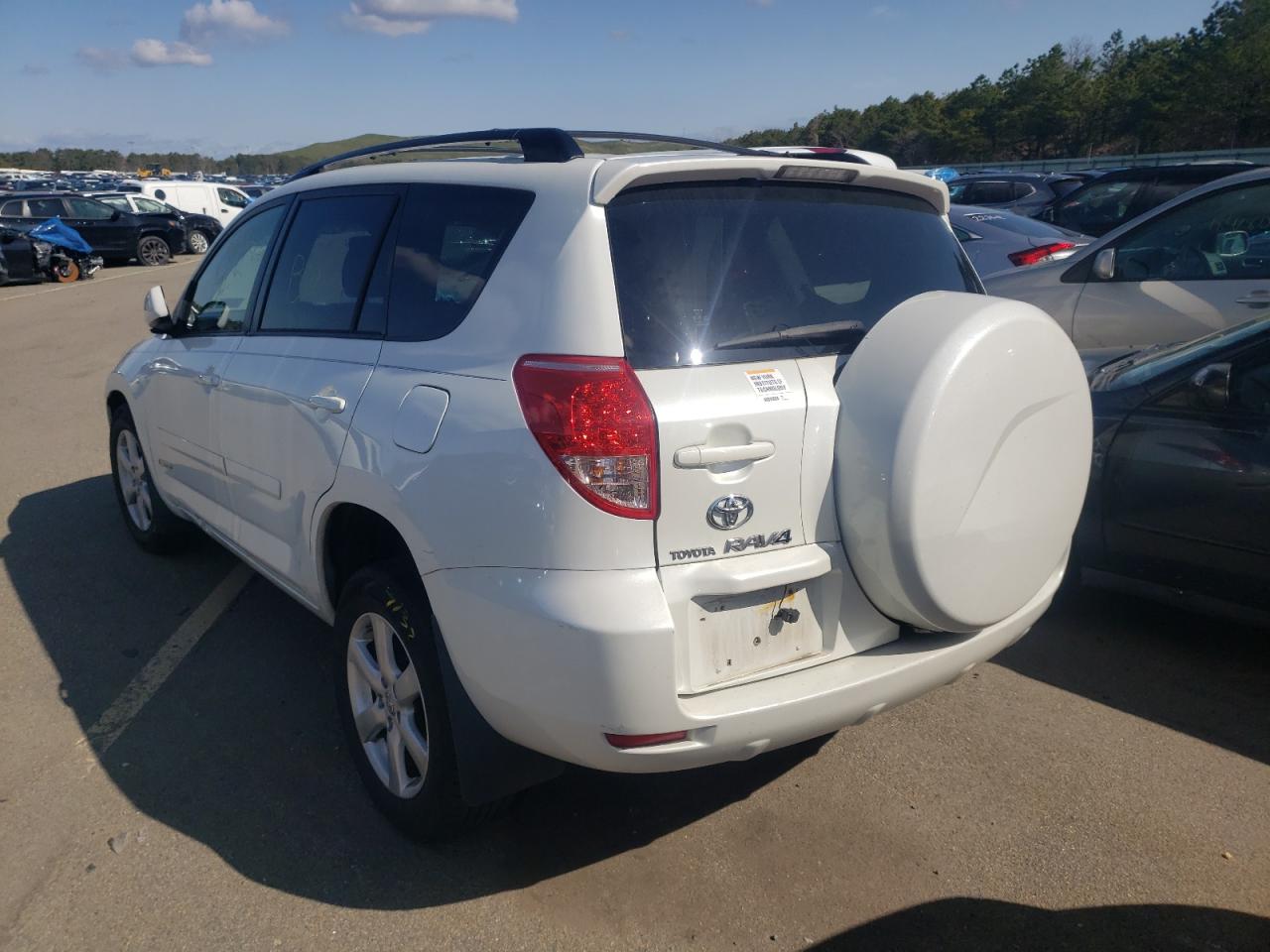 Photo 3 from auction – 2008 TOYOTA RAV4 LIMIT with VIN JTMBD31V185182816
