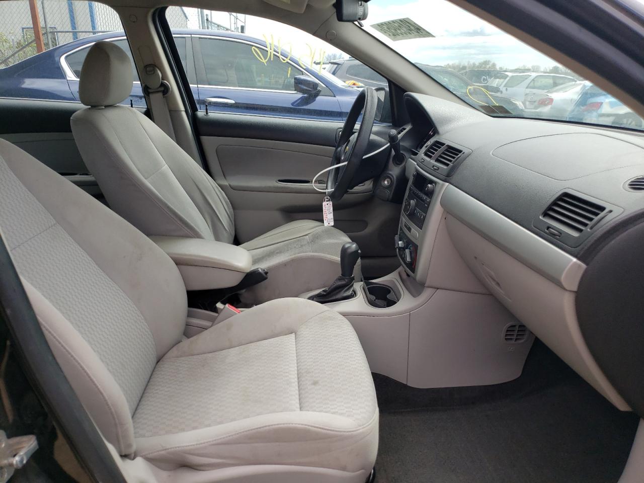 Photo 5 from auction – 2010 CHEVROLET COBALT 1LT with VIN 1G1AD5F52A7146443