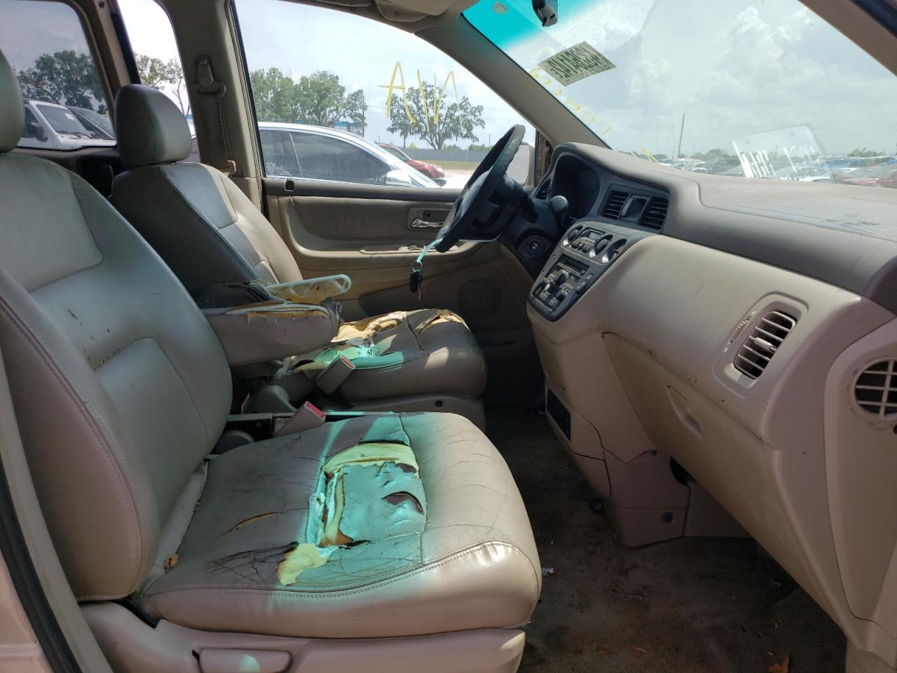 Photo 5 from auction – 2002 HONDA ODYSSEY EX with VIN 5FNRL18052B025604